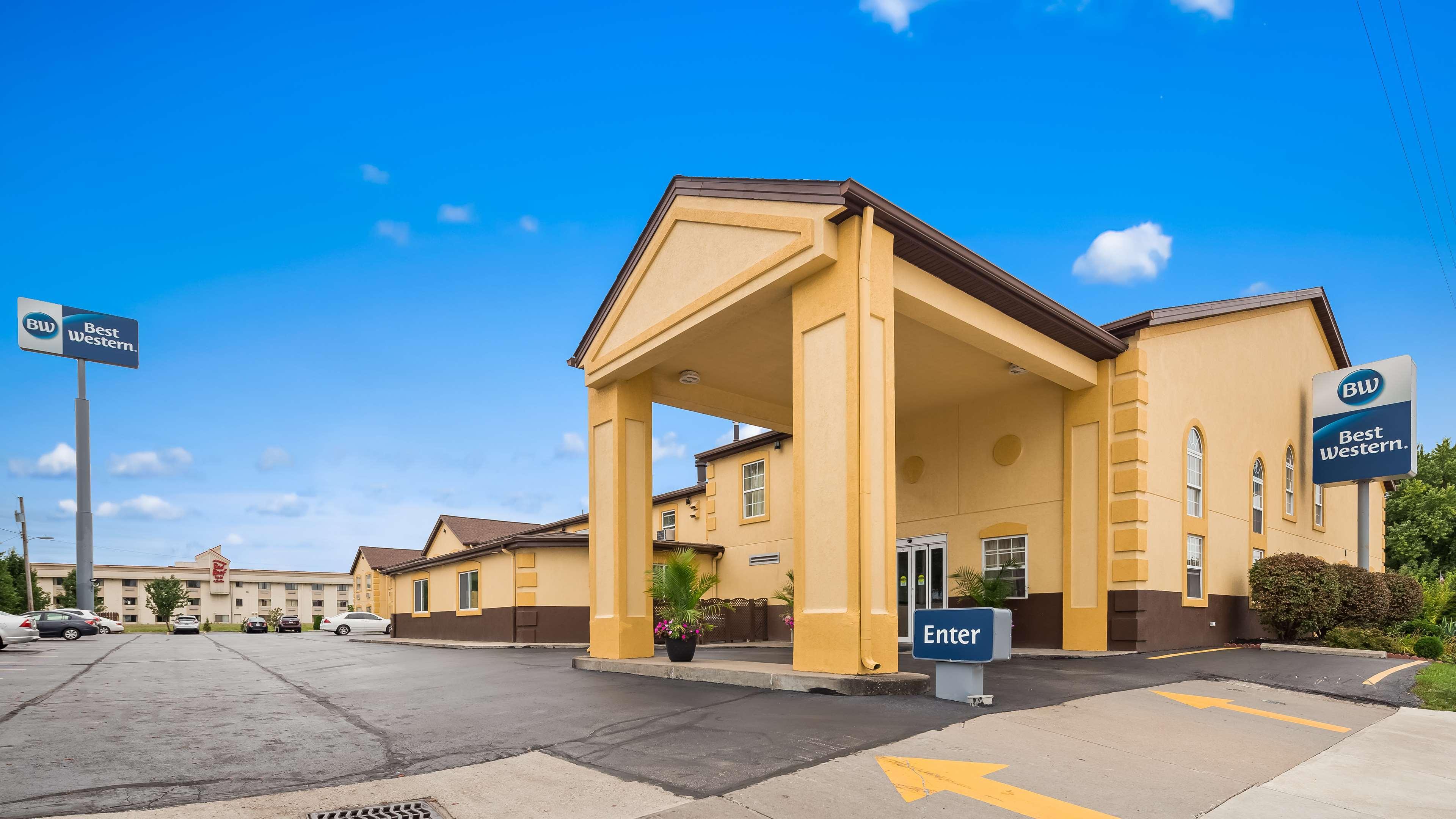 Best Western Elyria Exteriör bild