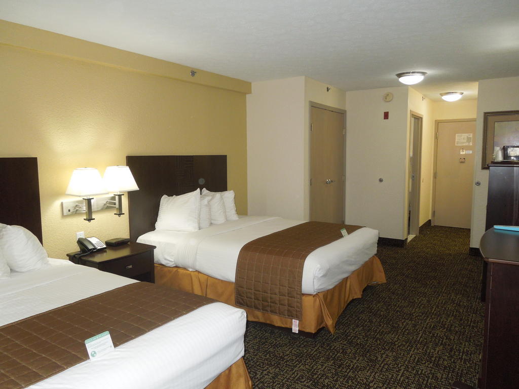 Best Western Elyria Exteriör bild